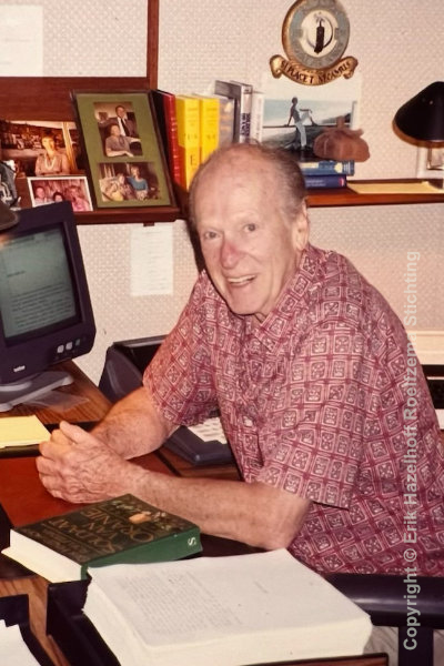 Erik Hazelhoff Roelfzema, The writer